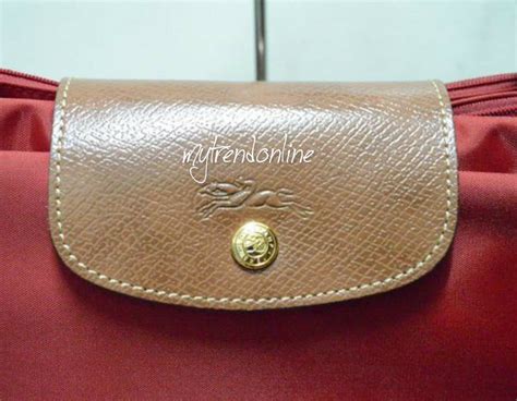 longchamp spot a fake